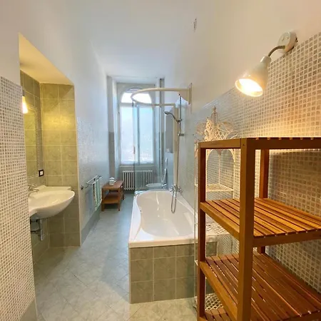 Apartament In Historical With Stunning View